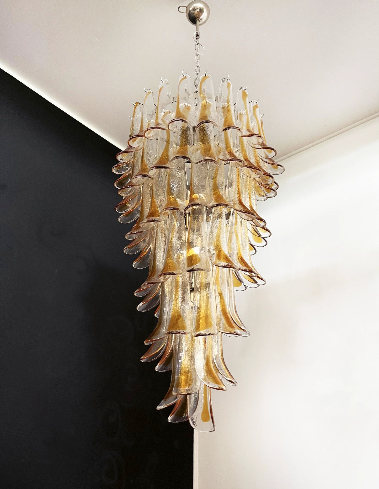 Petals Spiral Murano Transparent Chandelier