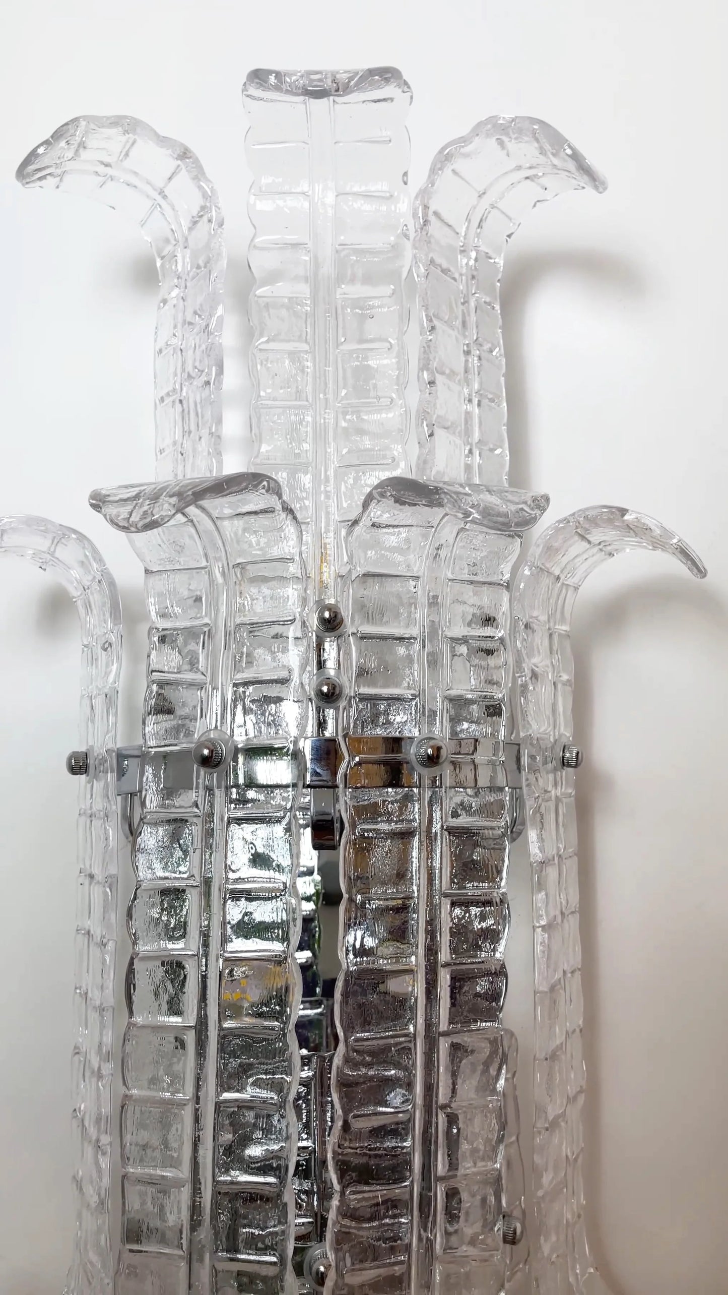 Elegant Murano Leaf Shape Glass Wall Sconce