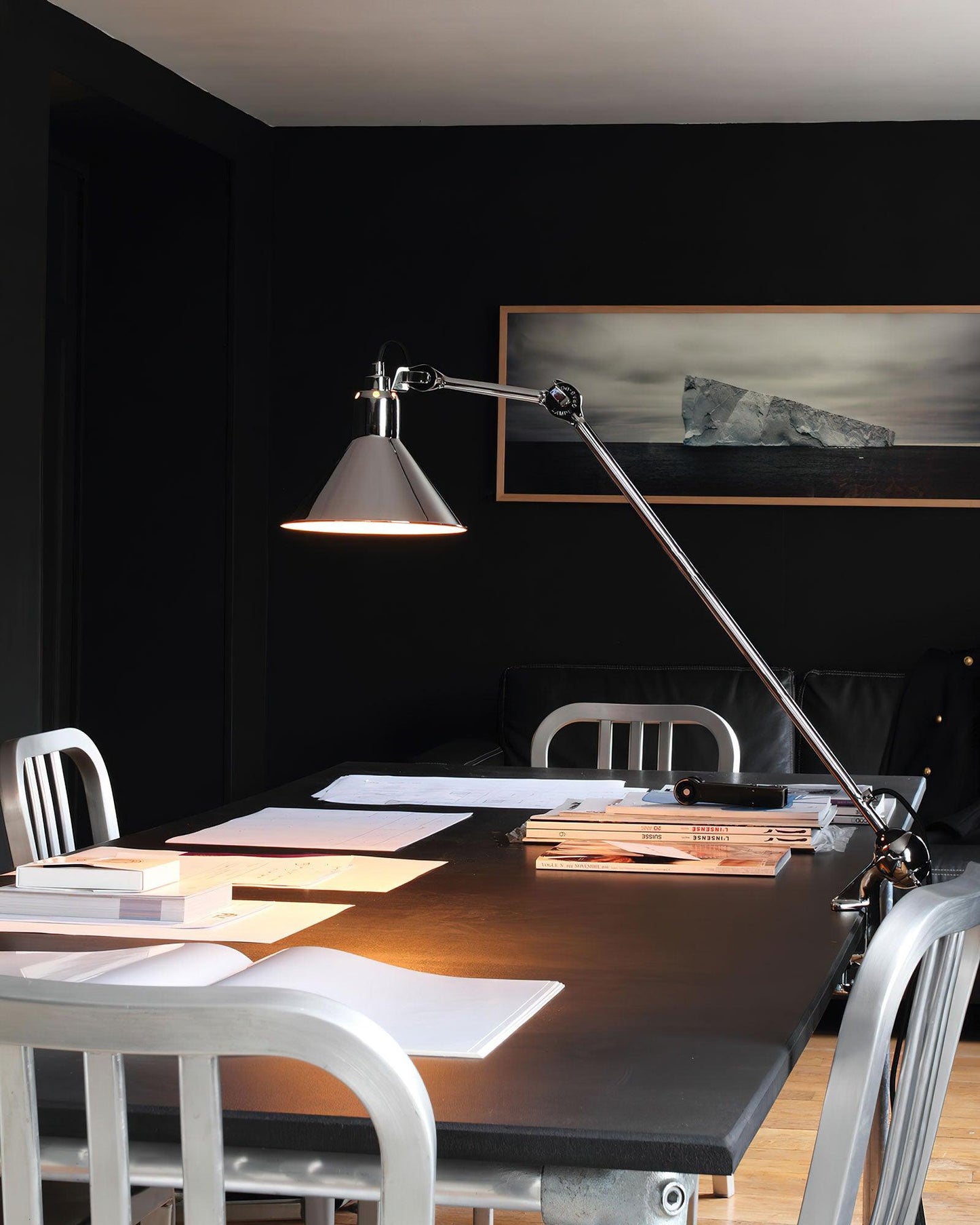 Clip-on Table Lamp 8.3″