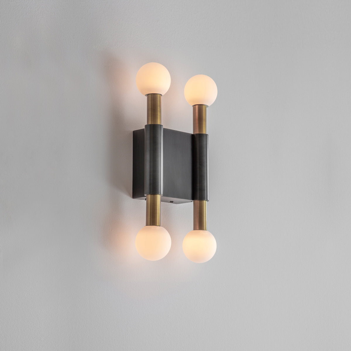 Pole and Circile Wall Lamp