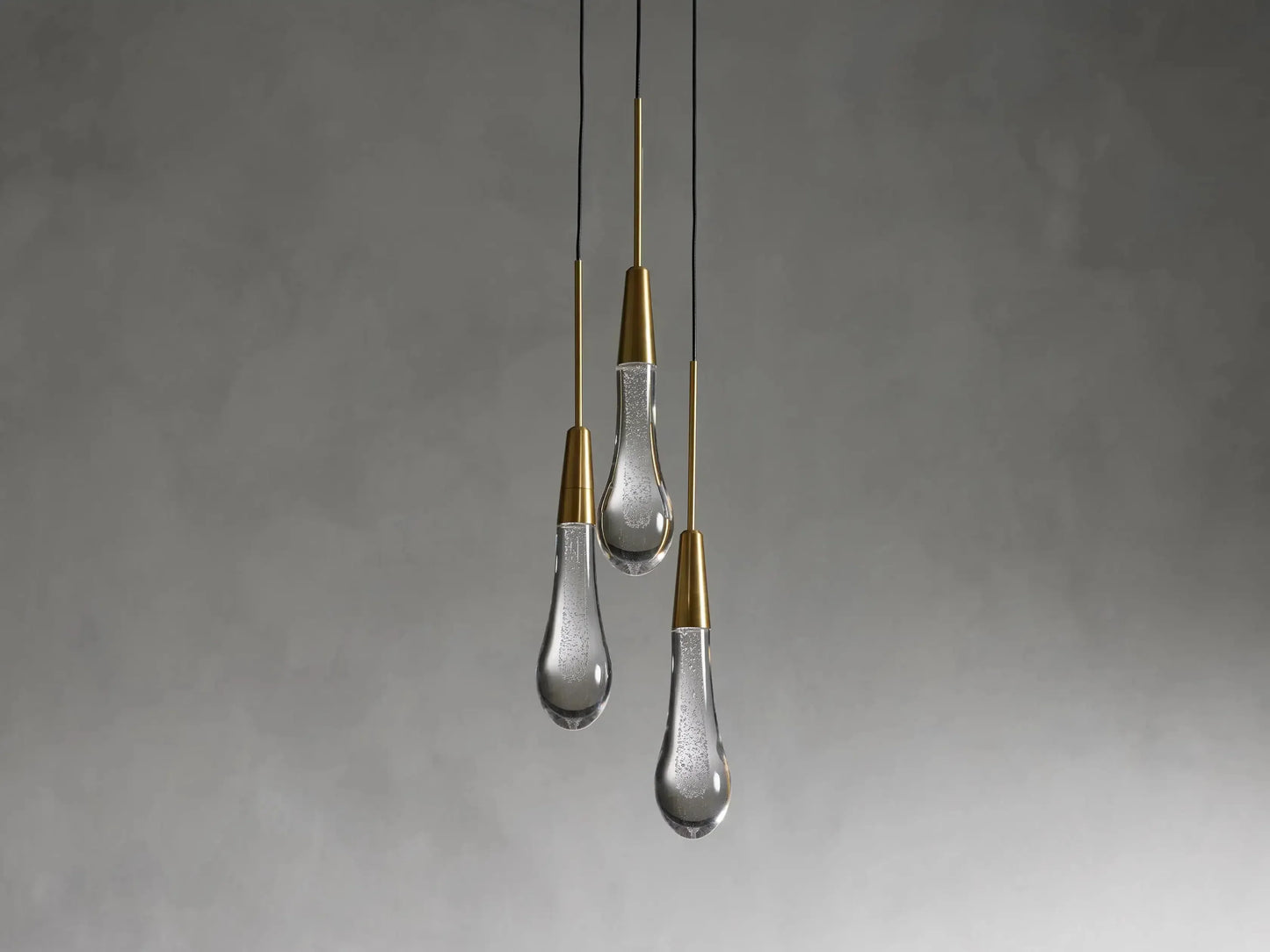 Soltaire Single Light / 3-light Pendant