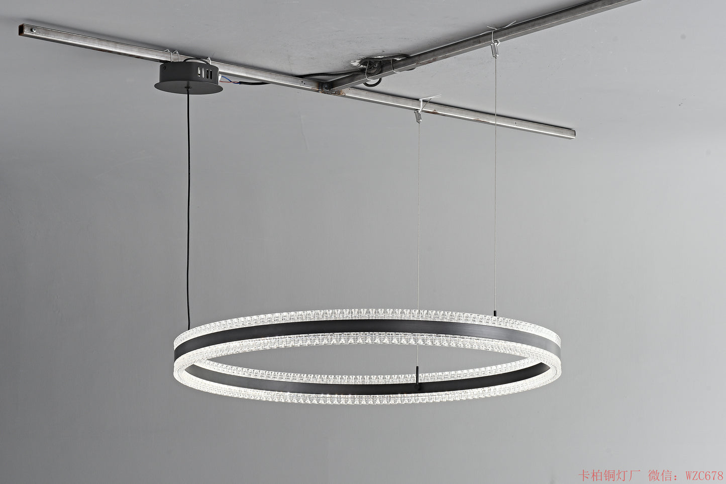Single Ring acrylic pendant light