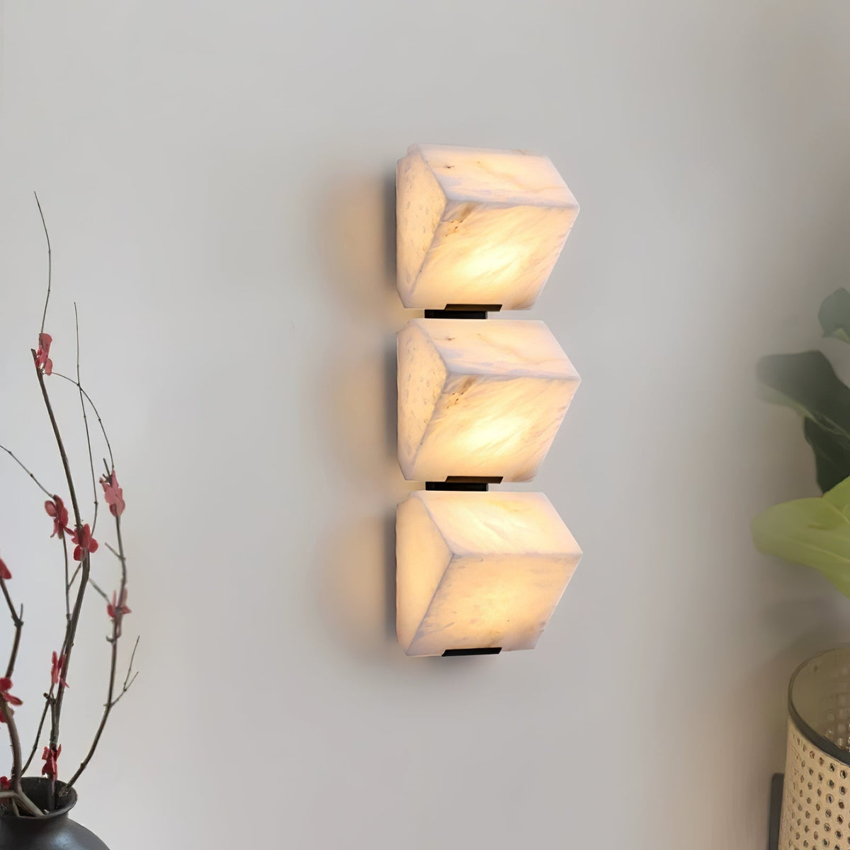Alabaster Staircase Plug-in Wall Lamp