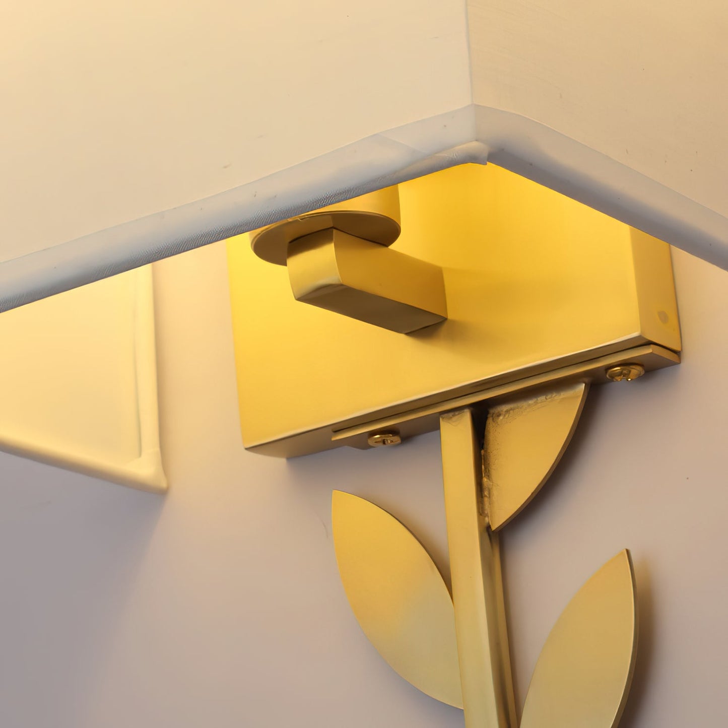 Arbor Grove Wall Lamp