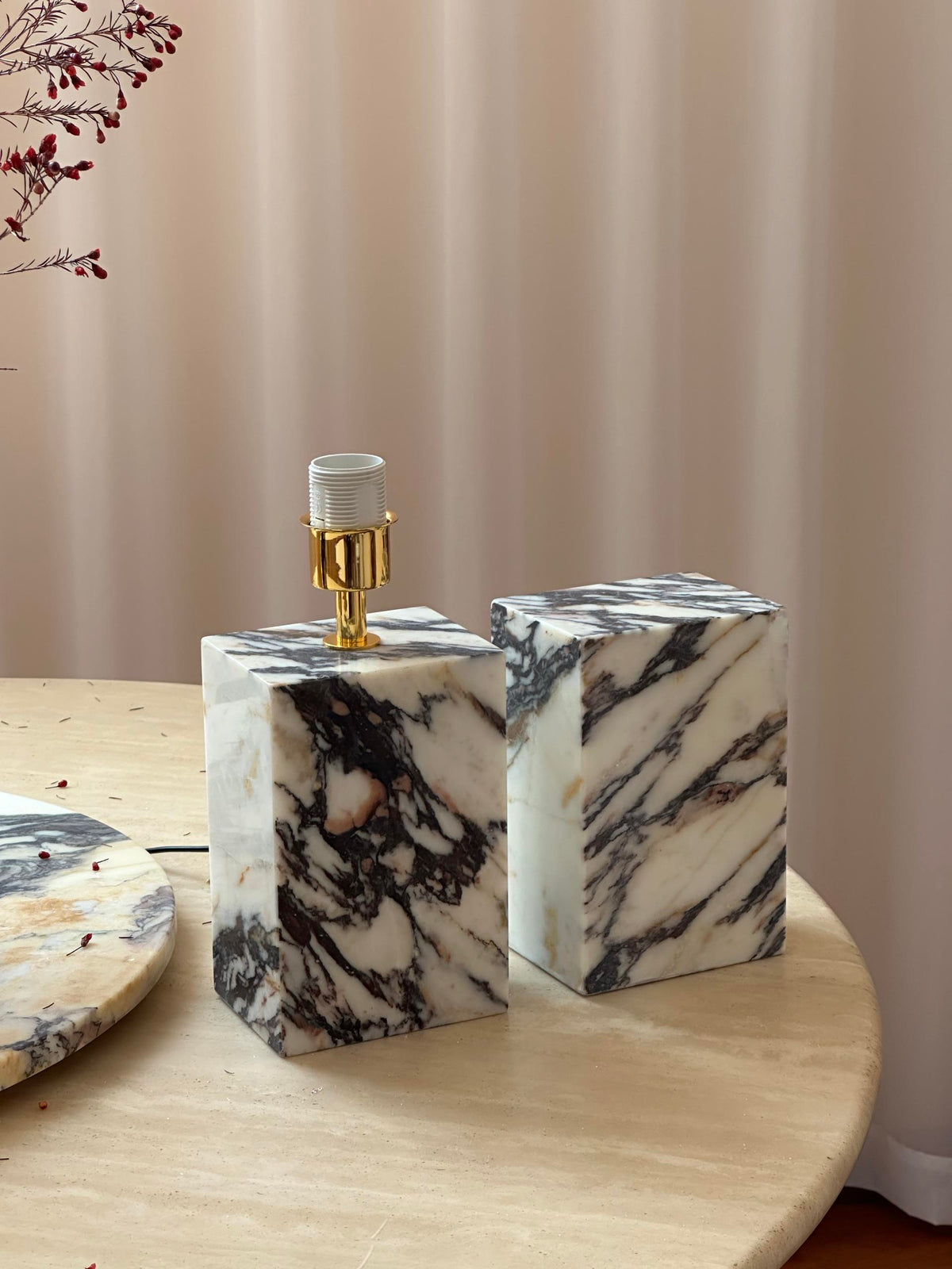 Arouca Table Lamp