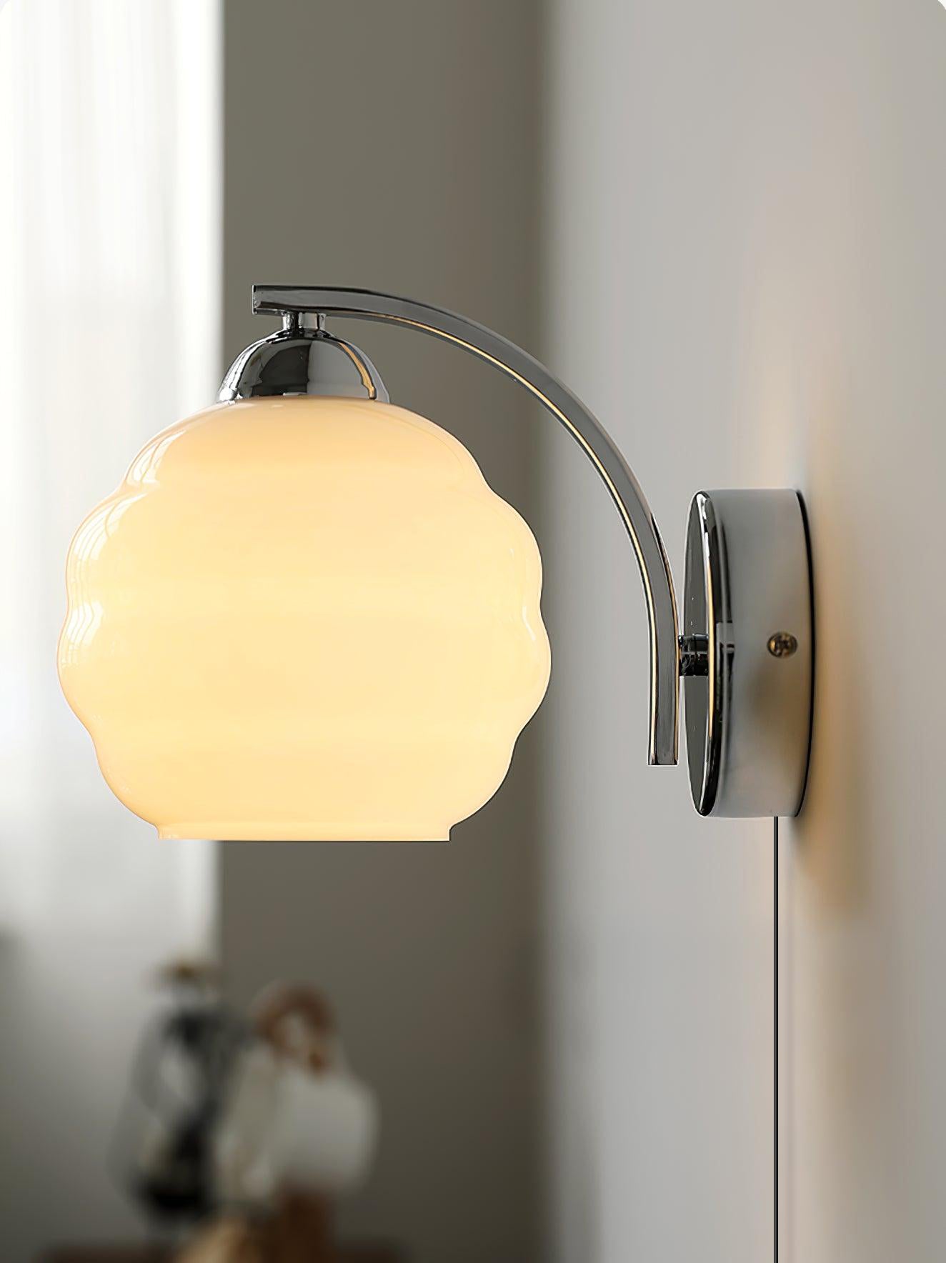 Art Deco Plug-in Wall Lamp