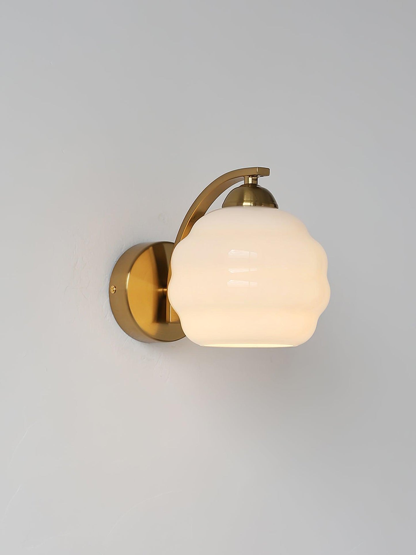 Art Deco Plug-in Wall Lamp