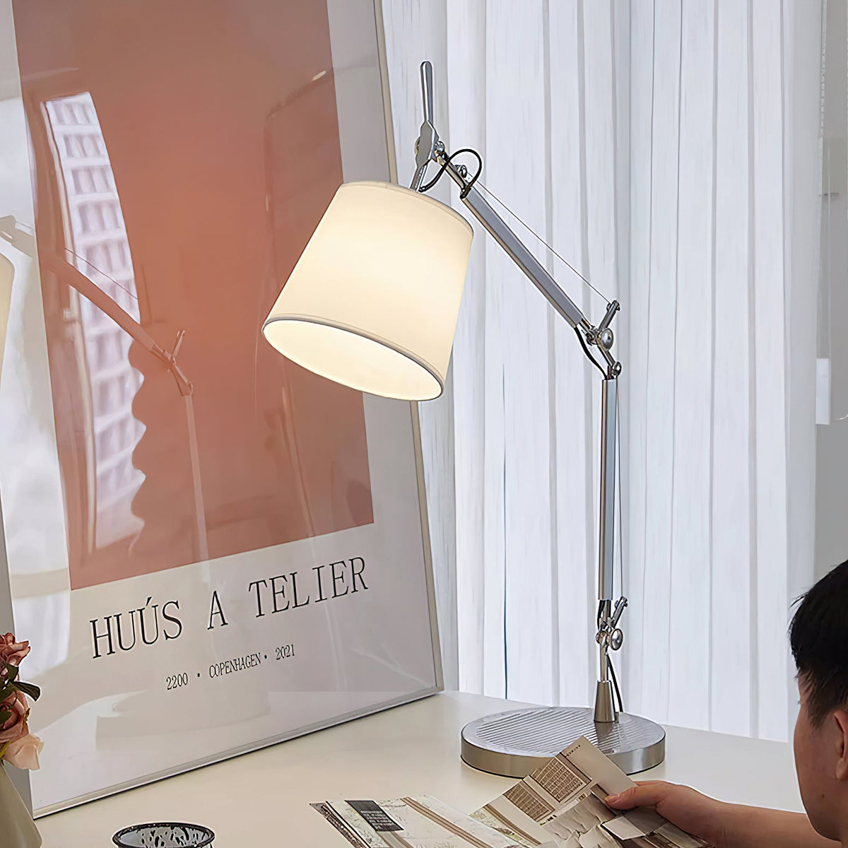 Costanza Table Lamp