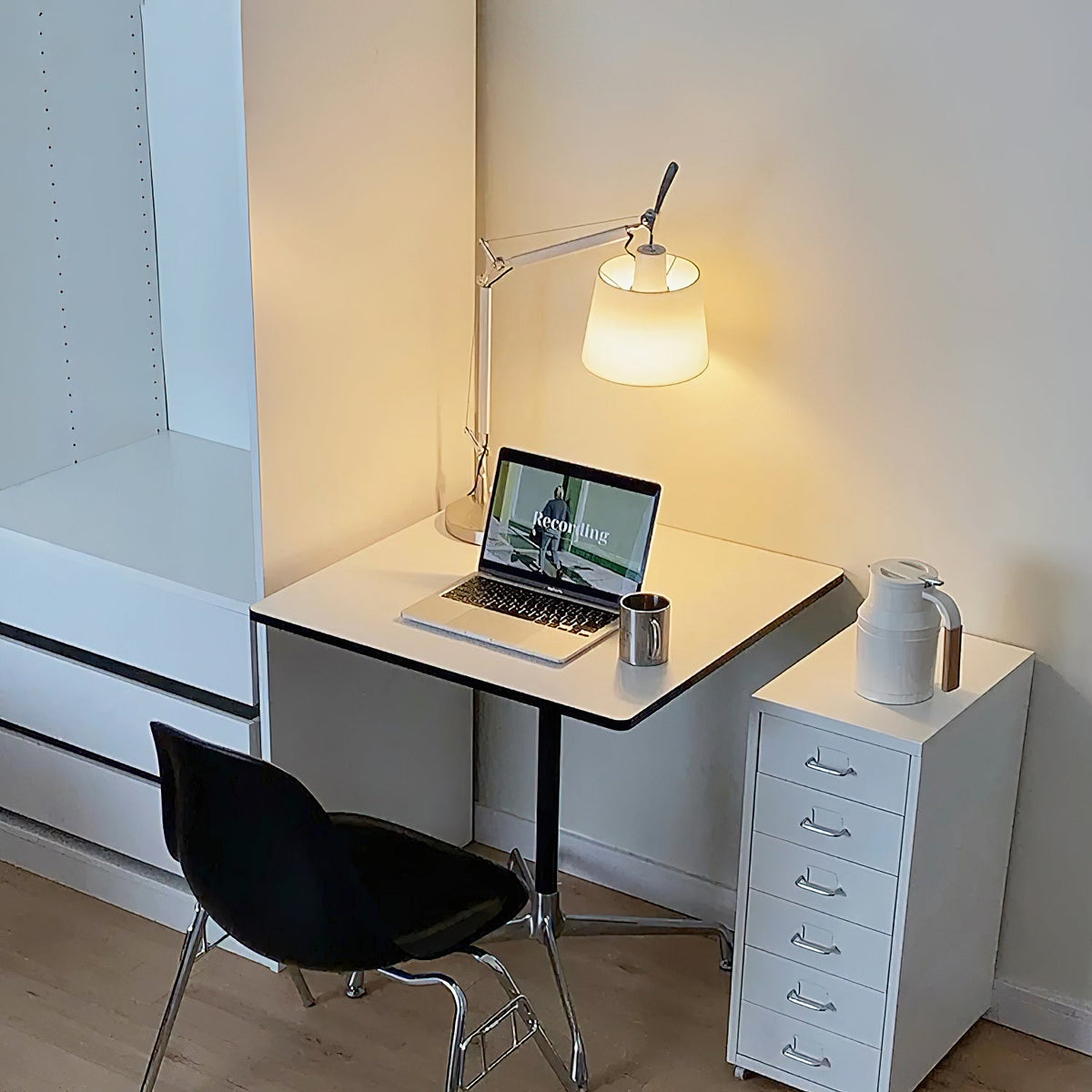Costanza Table Lamp