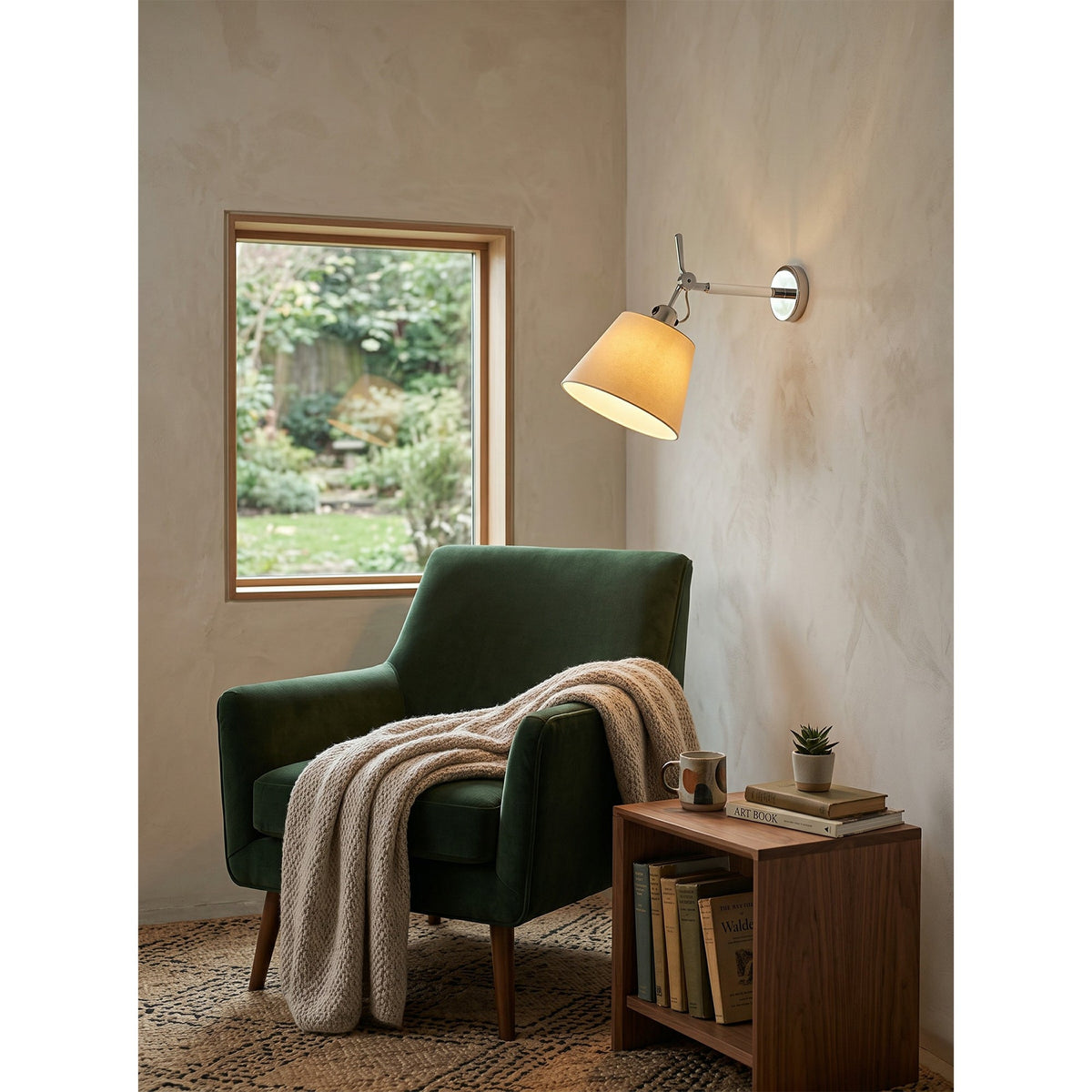 Costanza Arm Wall Lamp