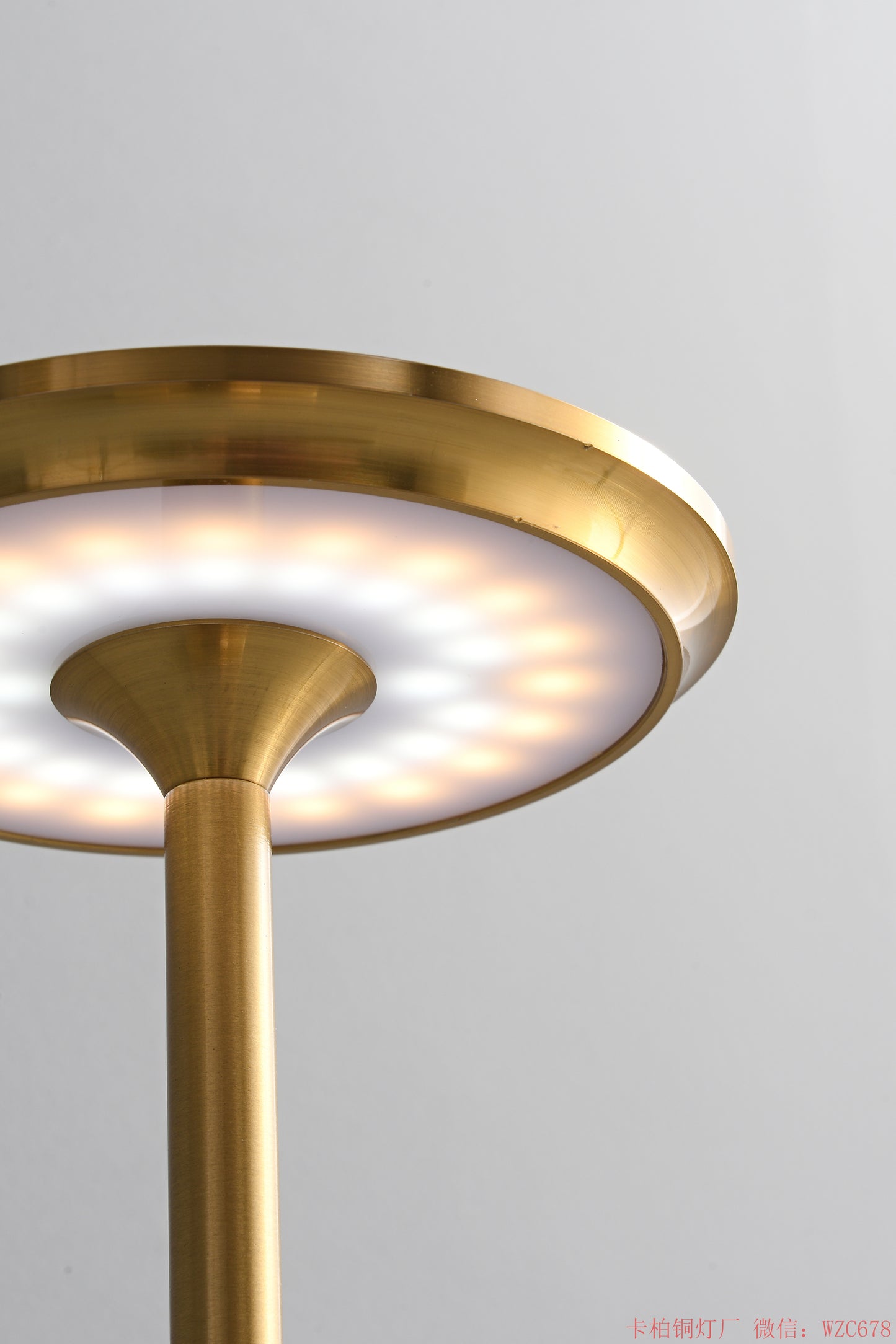 Rechargable LED reading lamp