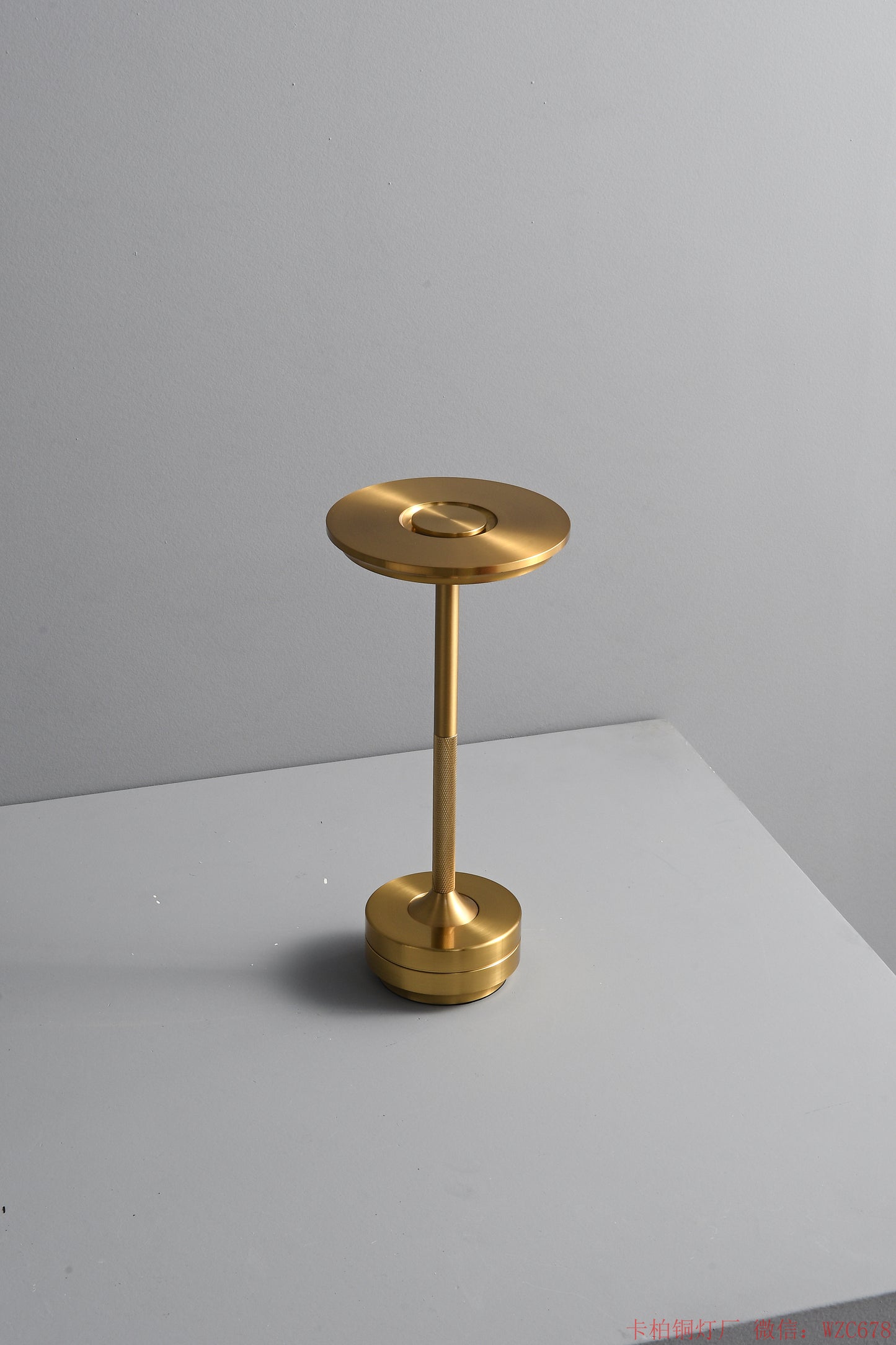 Rechargable LED reading lamp