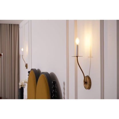 Belfair Wall Lamp