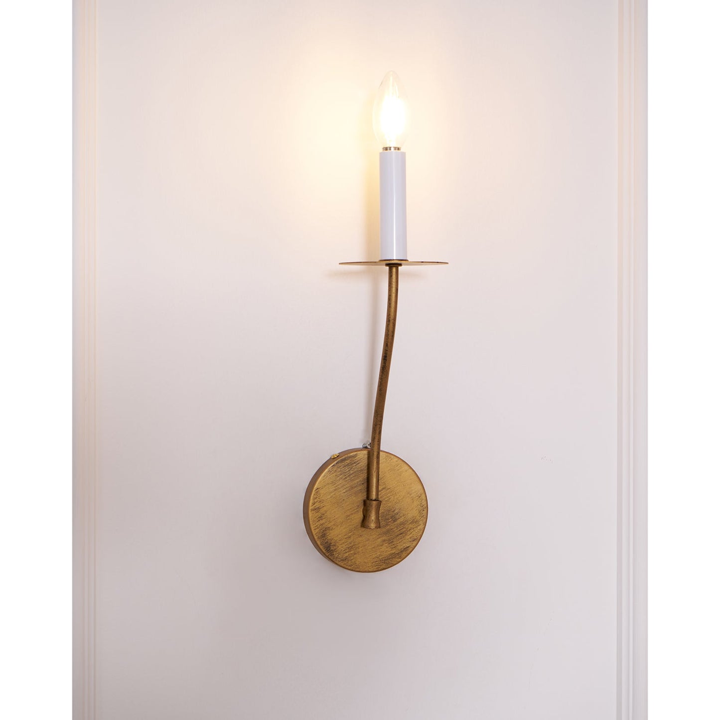 Belfair Wall Lamp