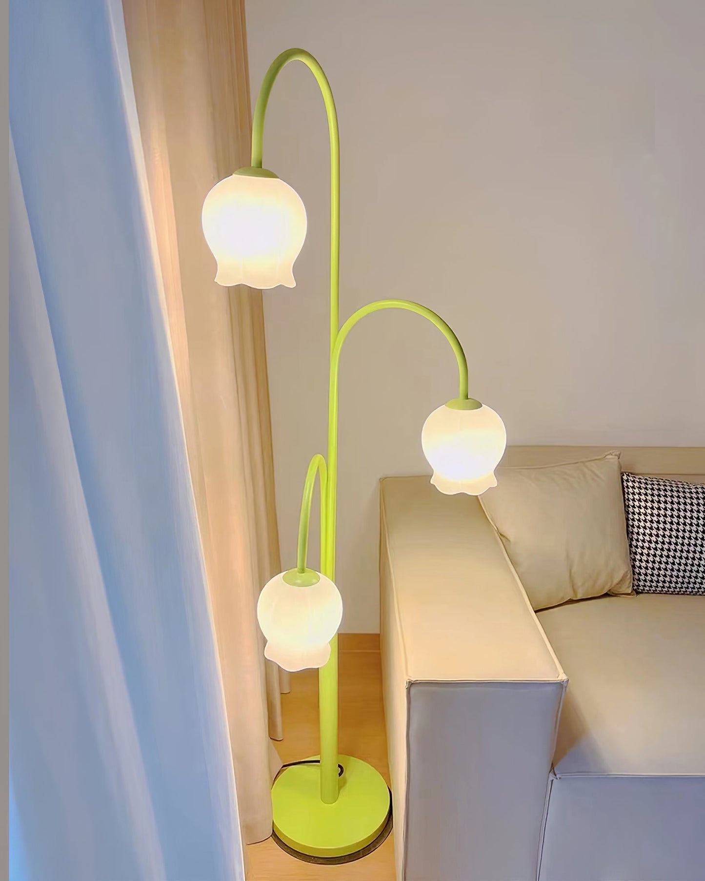 Bell Orchid Floor Lamp