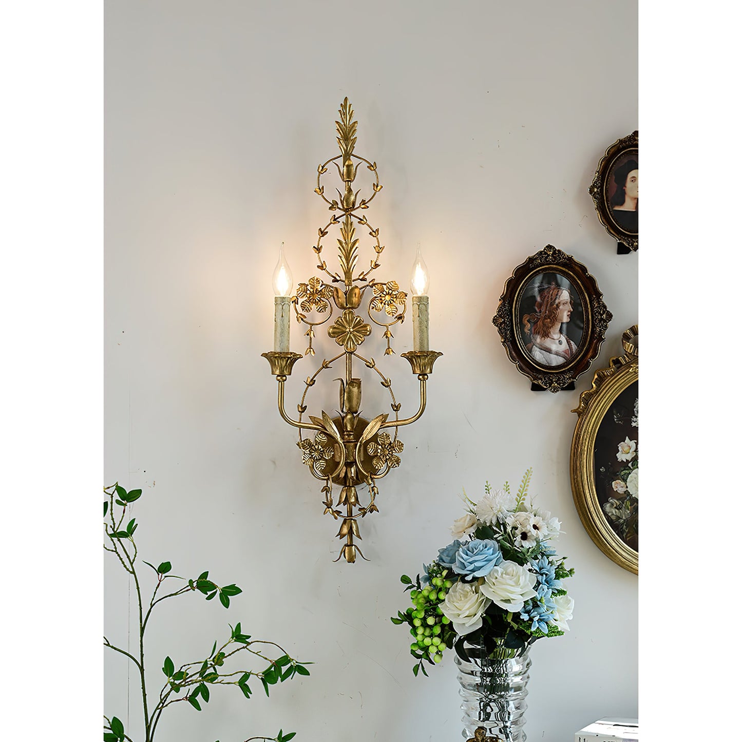 Belmonte Wall Lamp