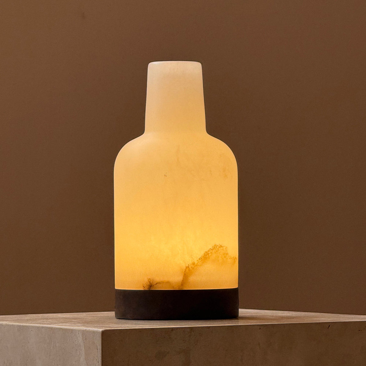 Carpyen Alabaster Table Lamp (Built-in Battery)