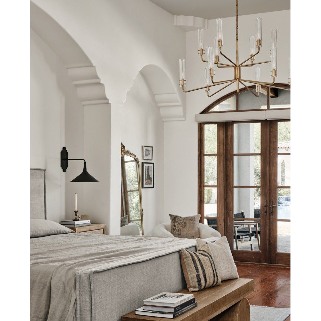 Liaison Chandelier