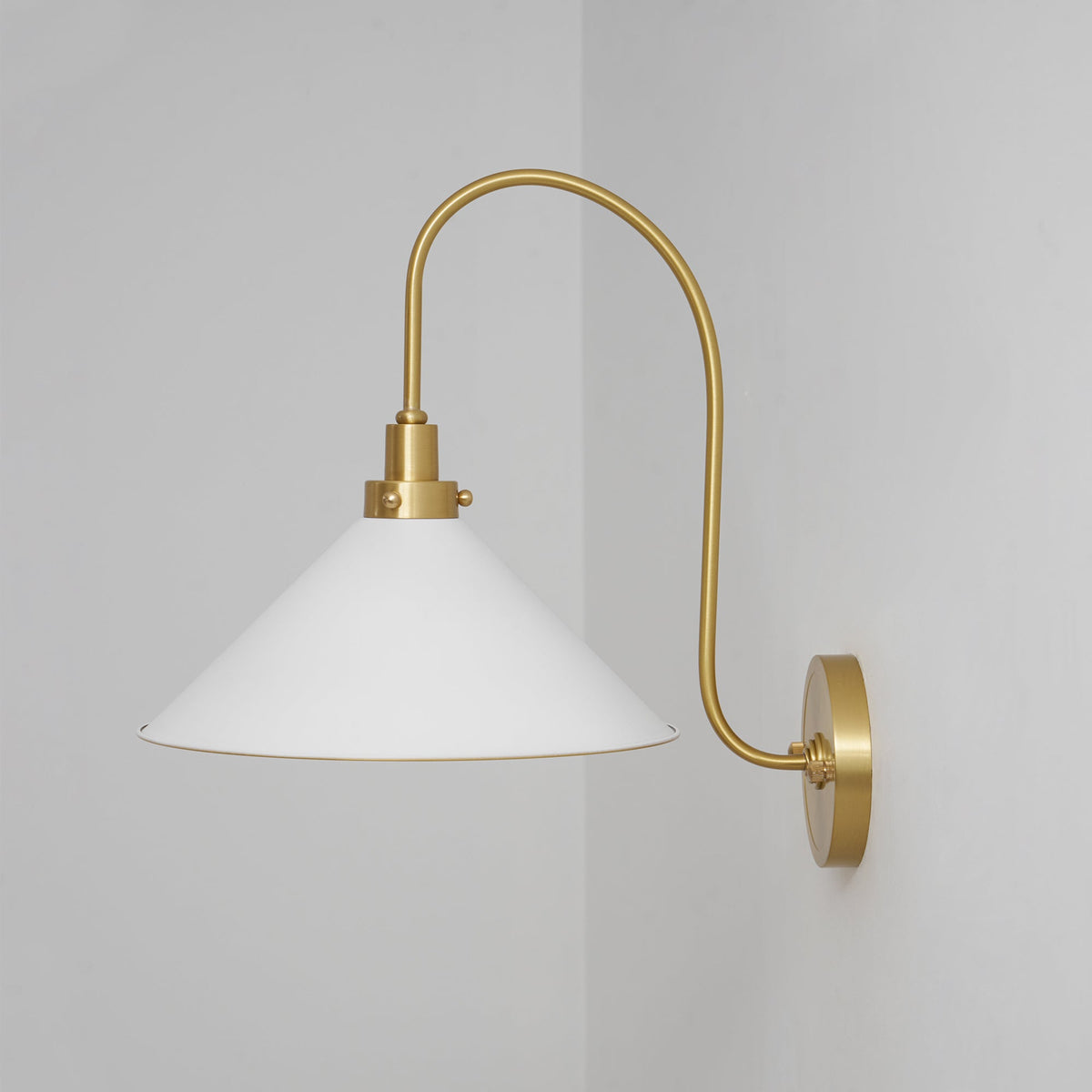 Clivedon Wall Lamp