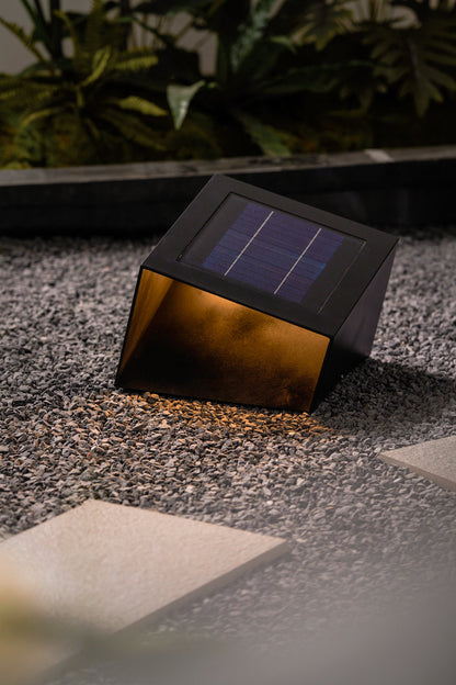 Cube Garden Solar Outdoor Light