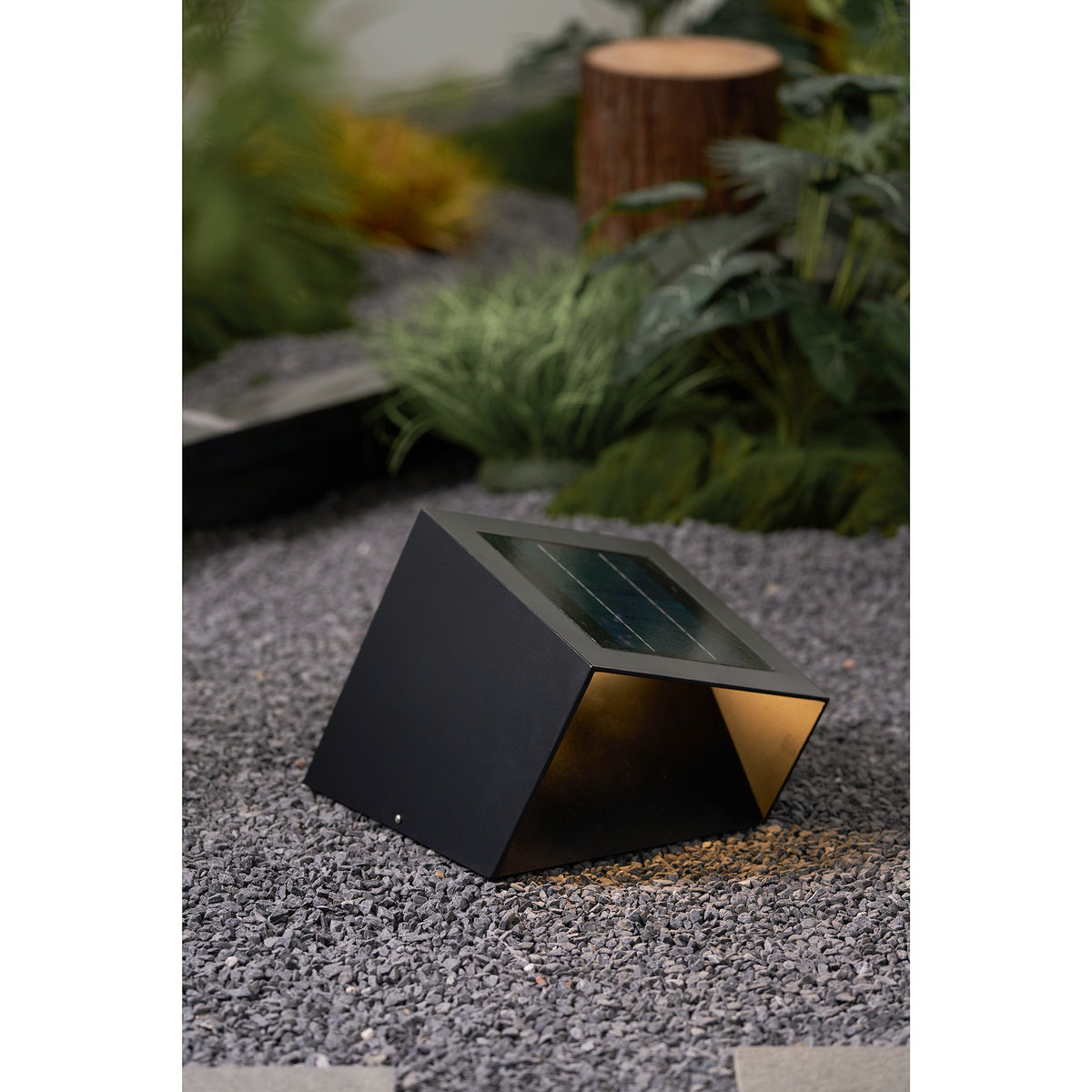 Cube Garden Solar Outdoor Light