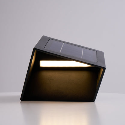 Cube Garden Solar Outdoor Light