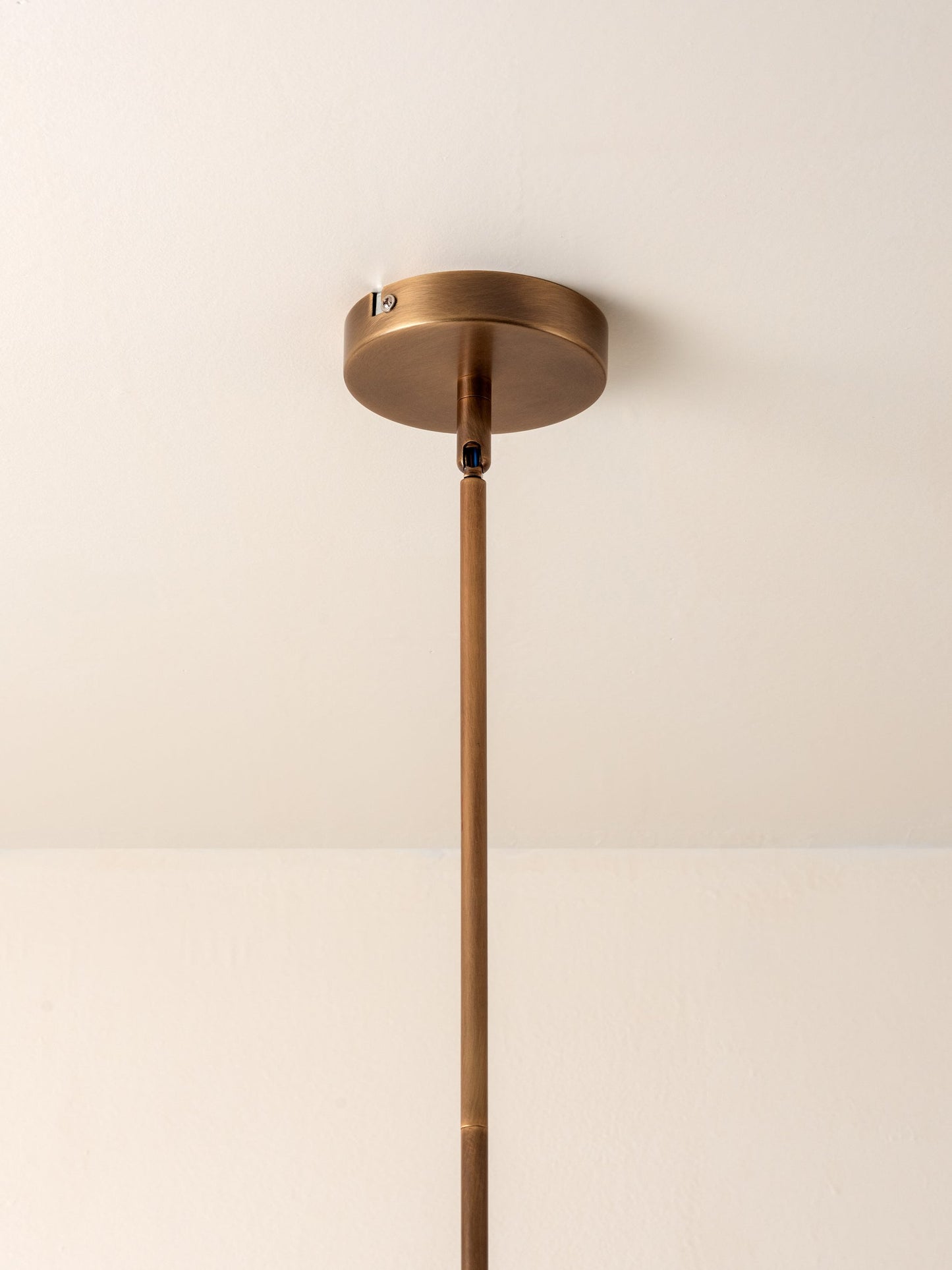 Decora Chandelier