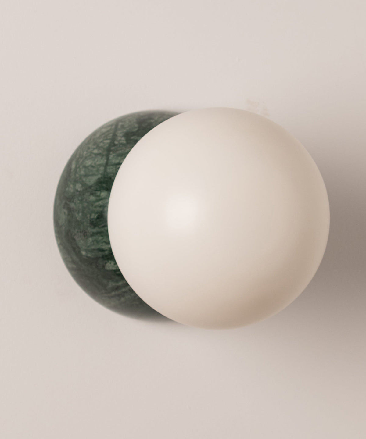 Eclipse Disc Wall Lamp