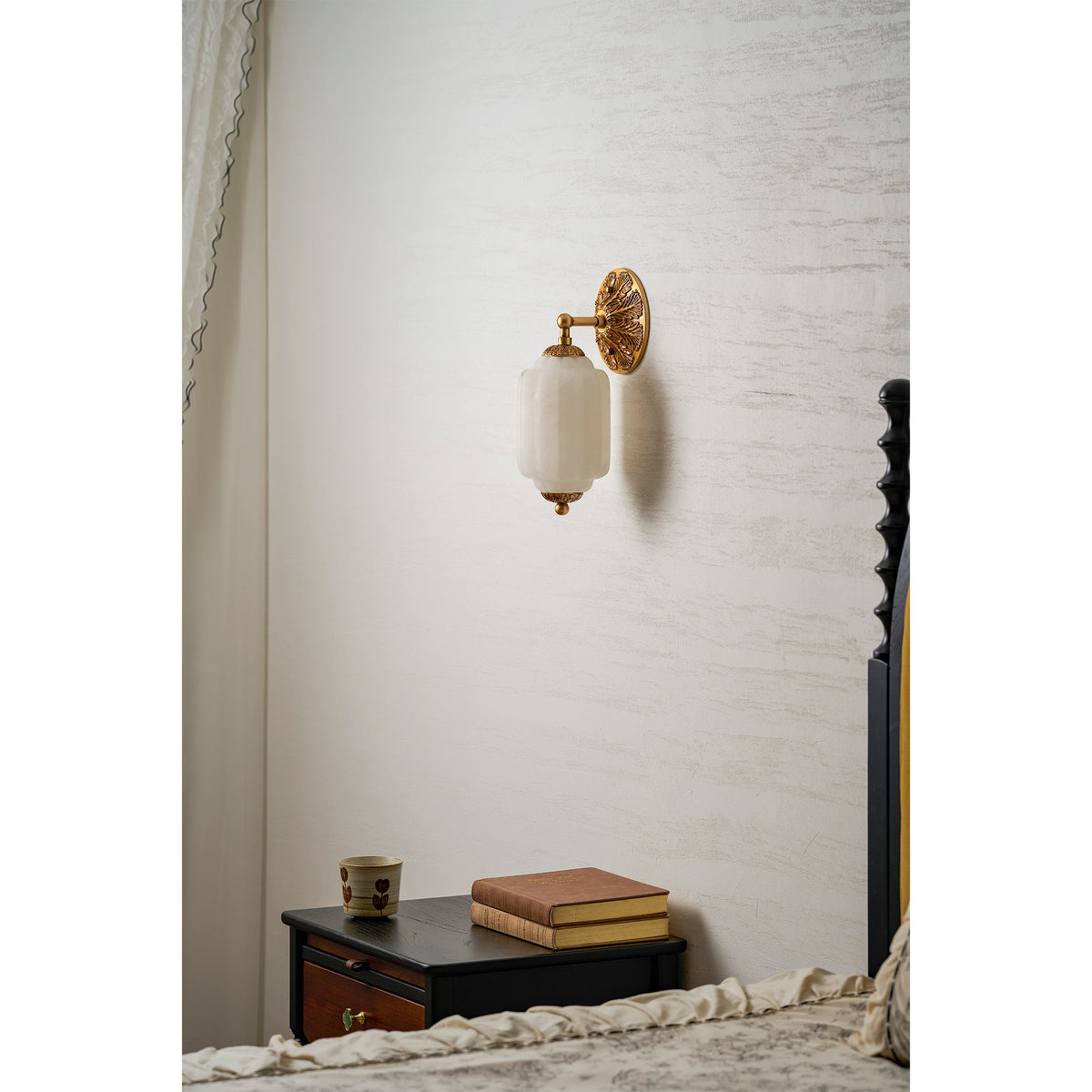 Eloise Scallop Alabaster Wall Sconce
