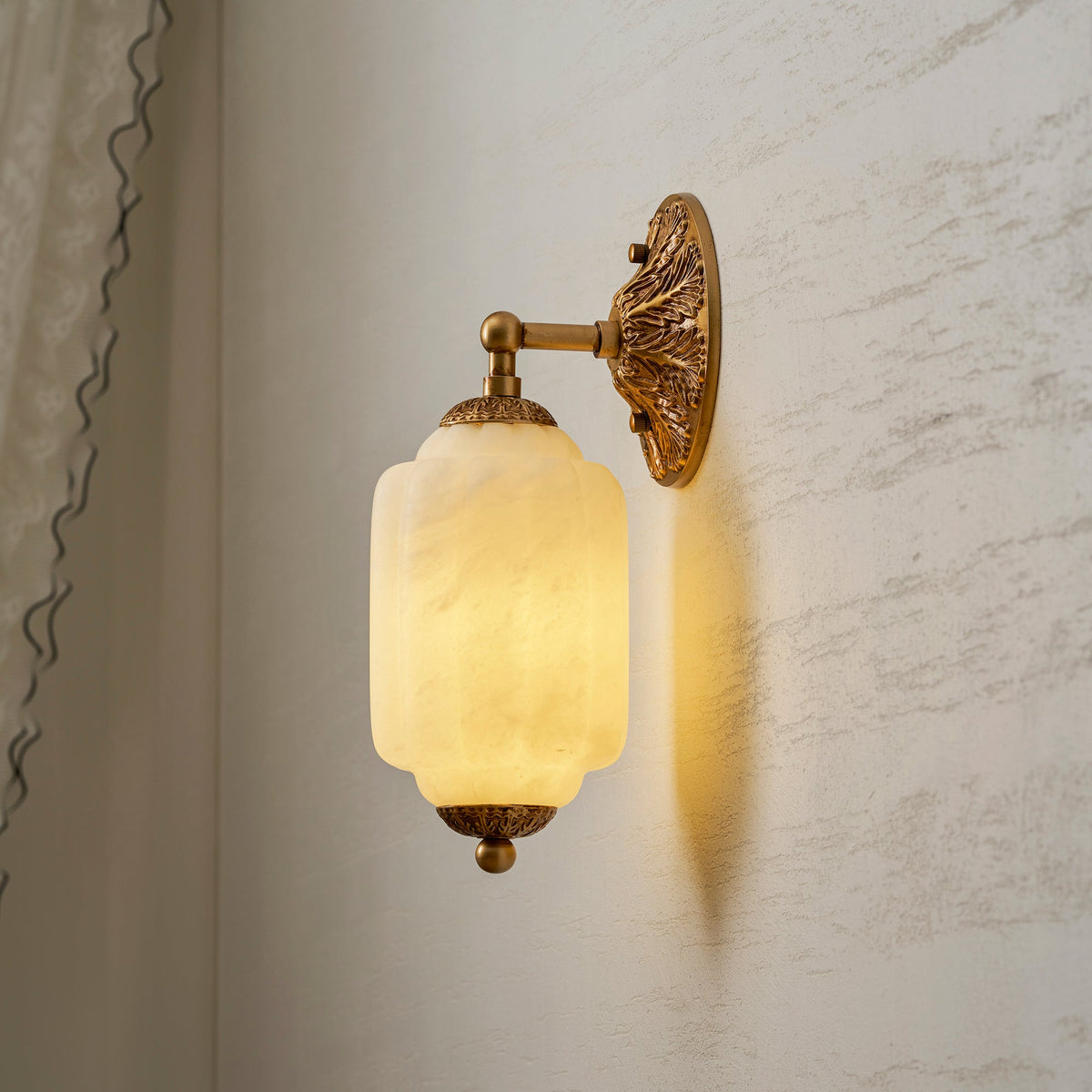 Eloise Scallop Alabaster Wall Sconce