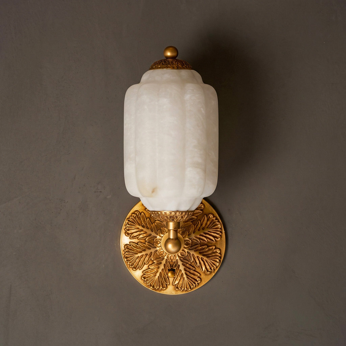 Eloise Scallop Alabaster Wall Sconce