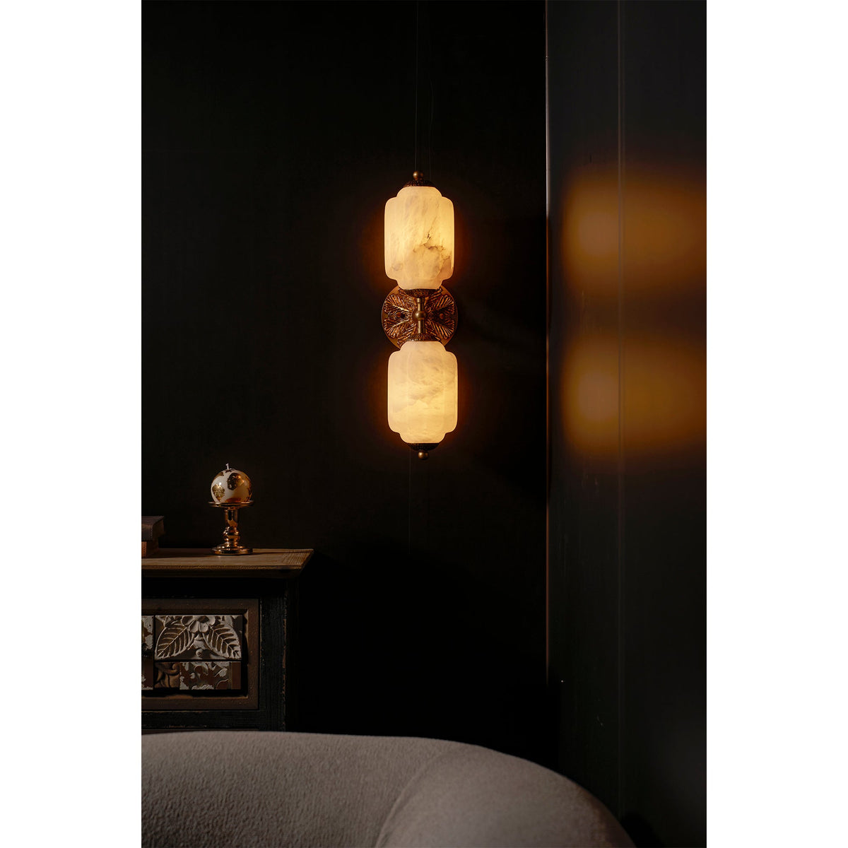 Eloise Scallop Alabaster Wall Sconce