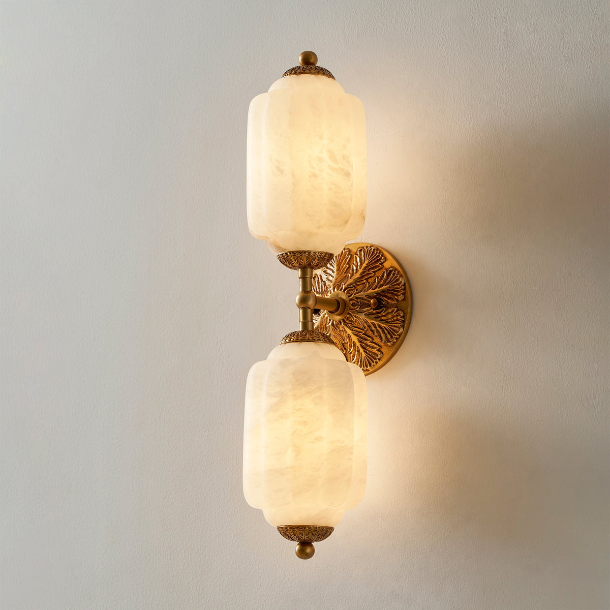 Eloise Scallop Alabaster Wall Sconce
