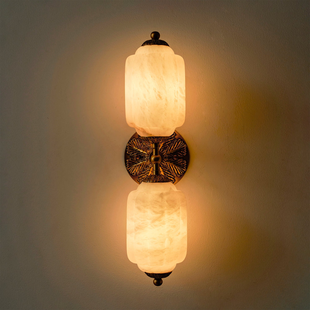 Eloise Scallop Alabaster Wall Sconce