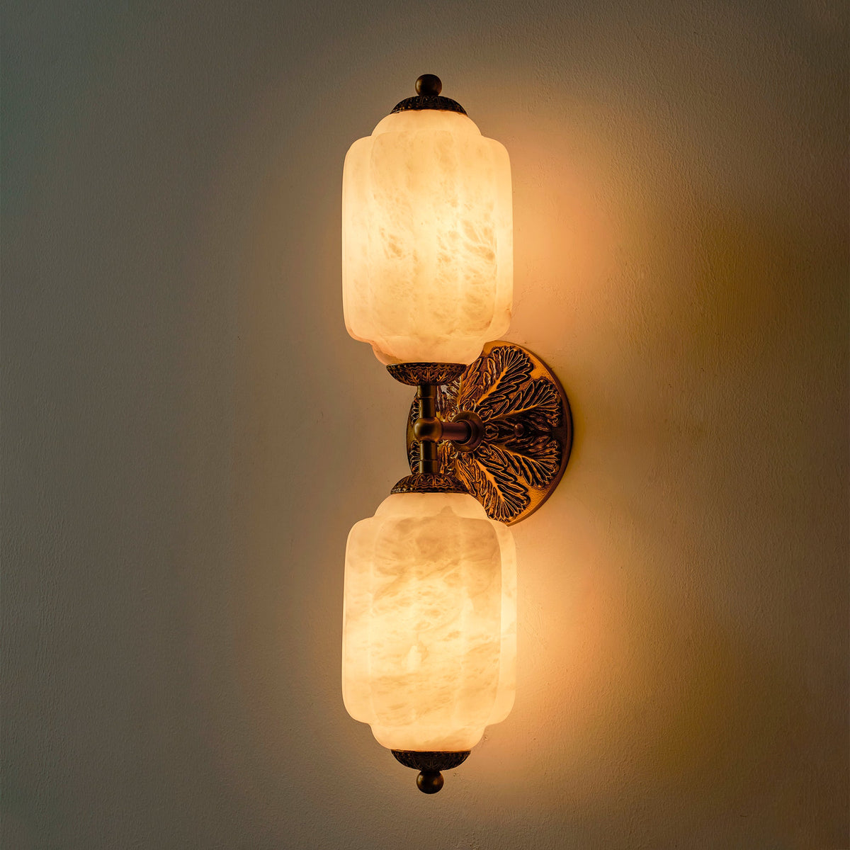 Eloise Scallop Alabaster Wall Sconce