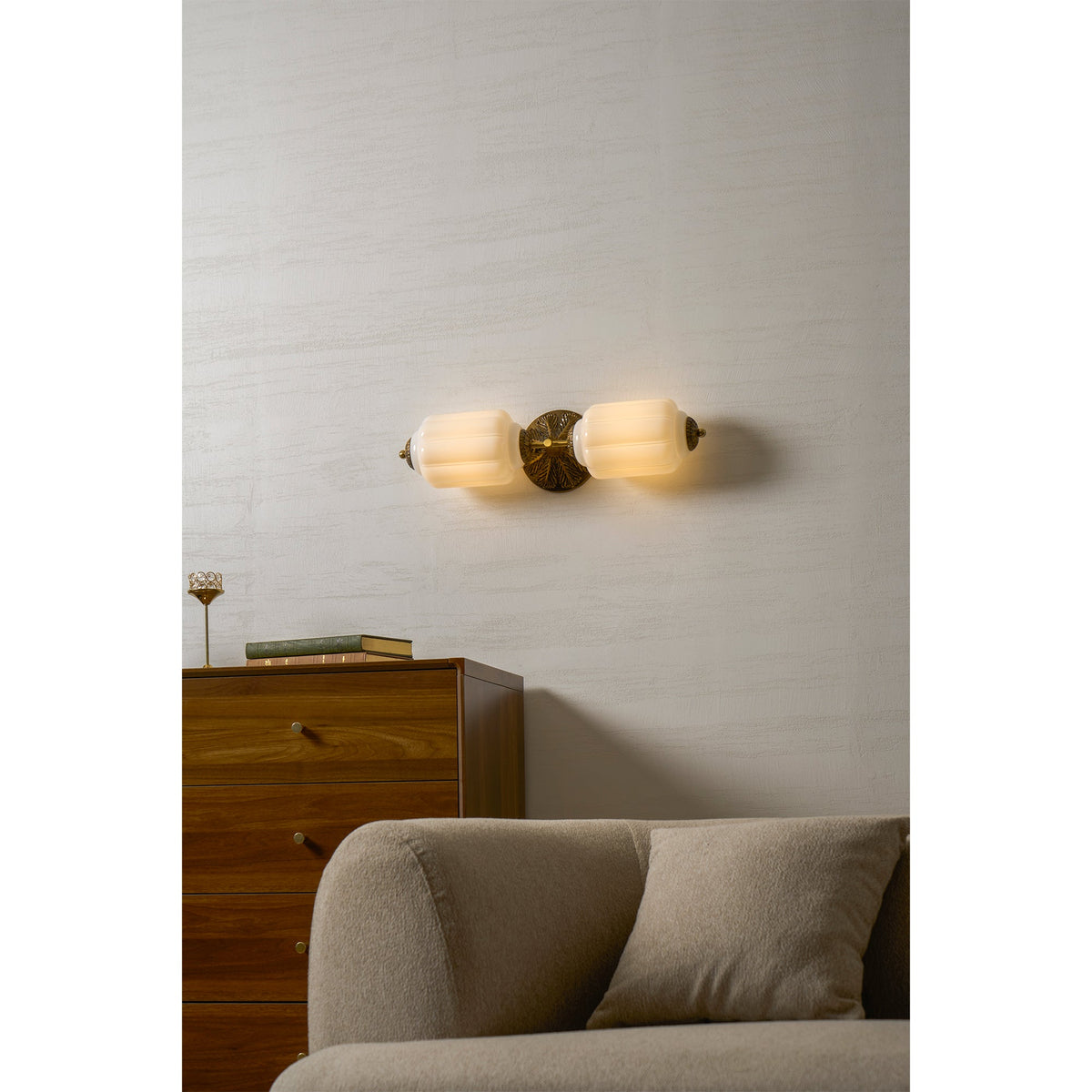 Eloise Scallop Glass Sconce