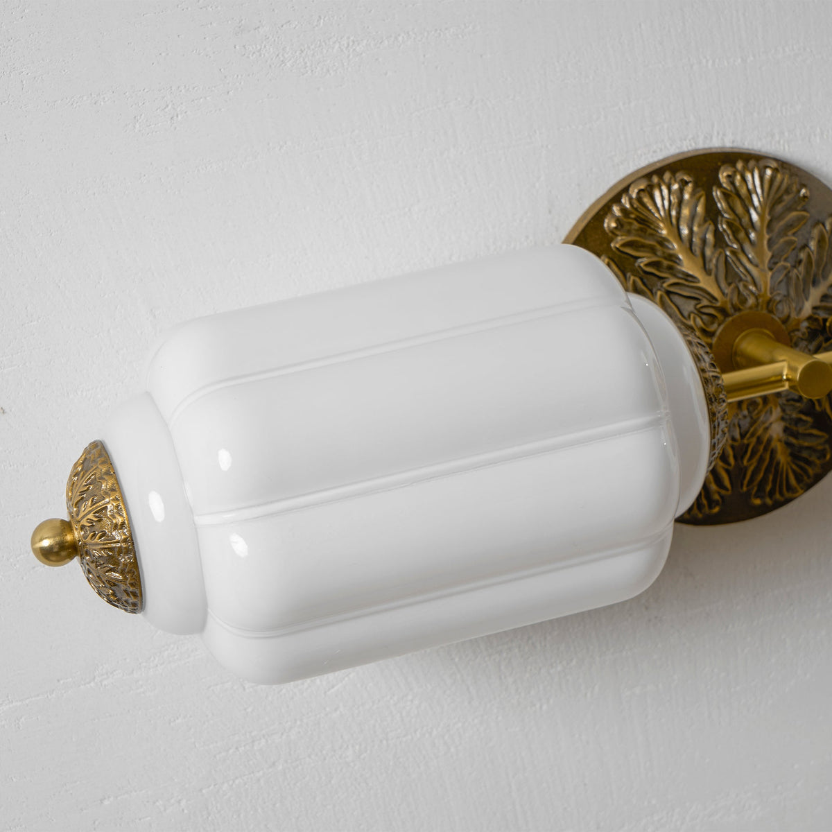 Eloise Scallop Glass Sconce
