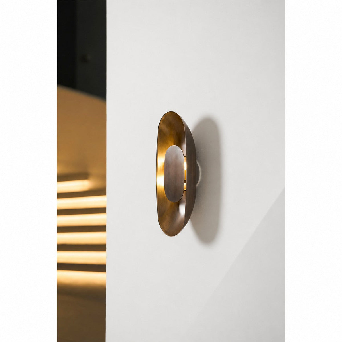 Esculpa Wall Sconce