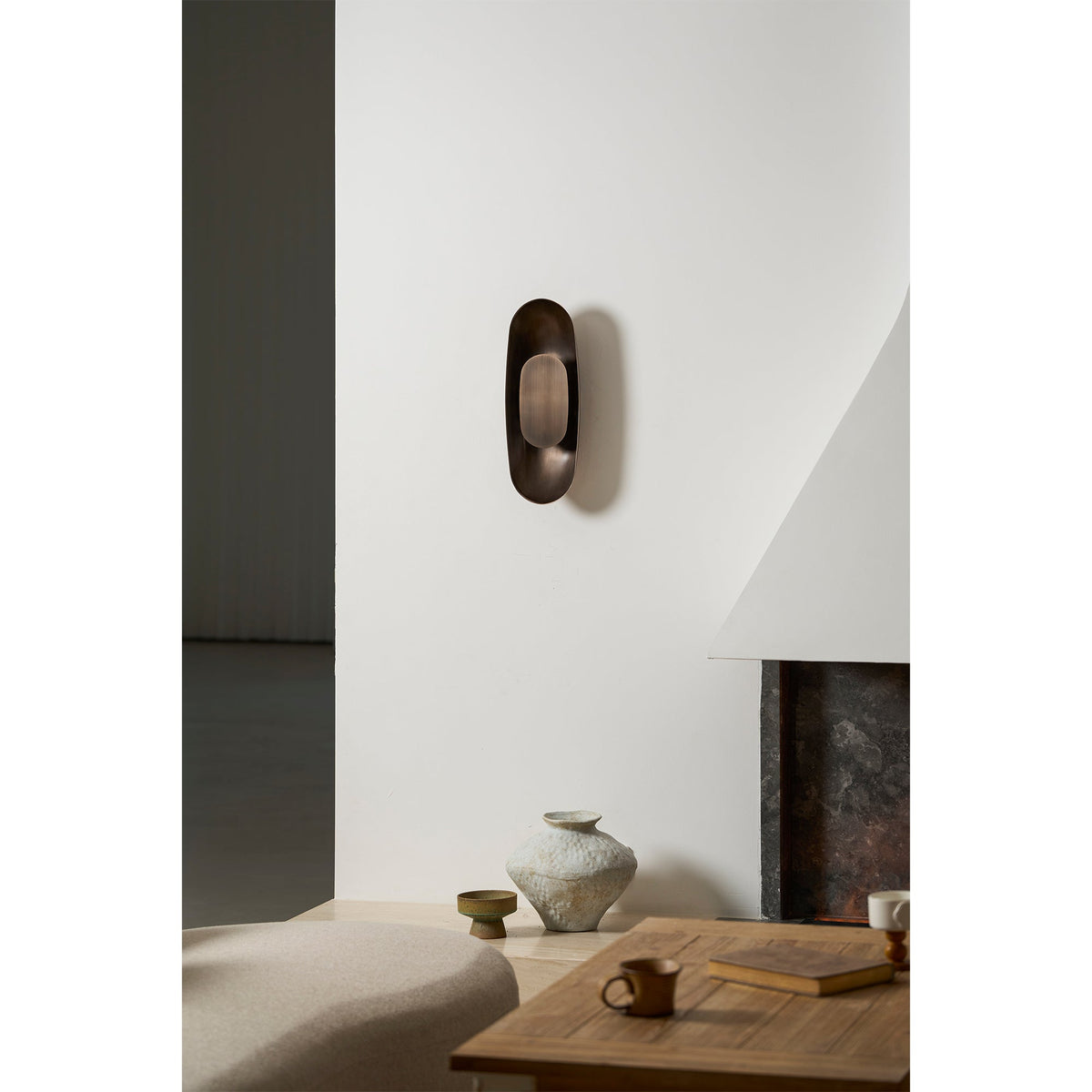 Esculpa Wall Sconce