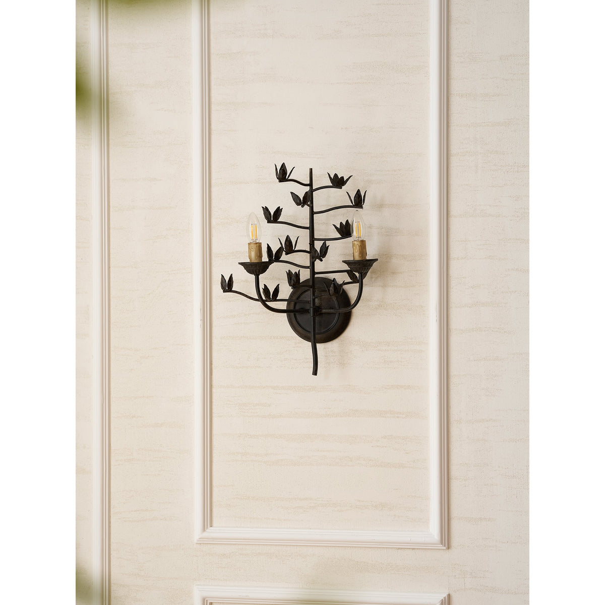 Ferroarte Branch Wall Lamp