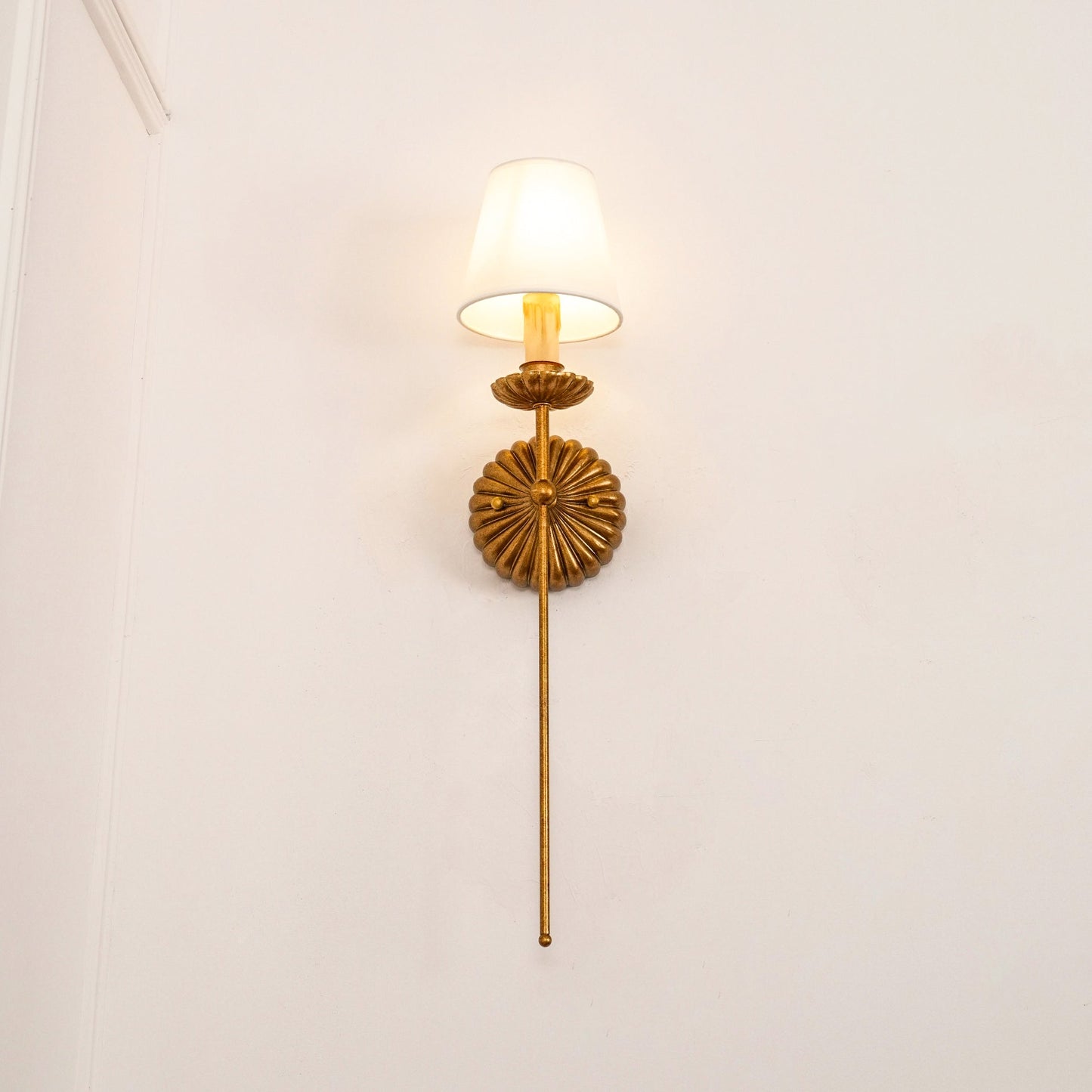 Catina Wall Lamp