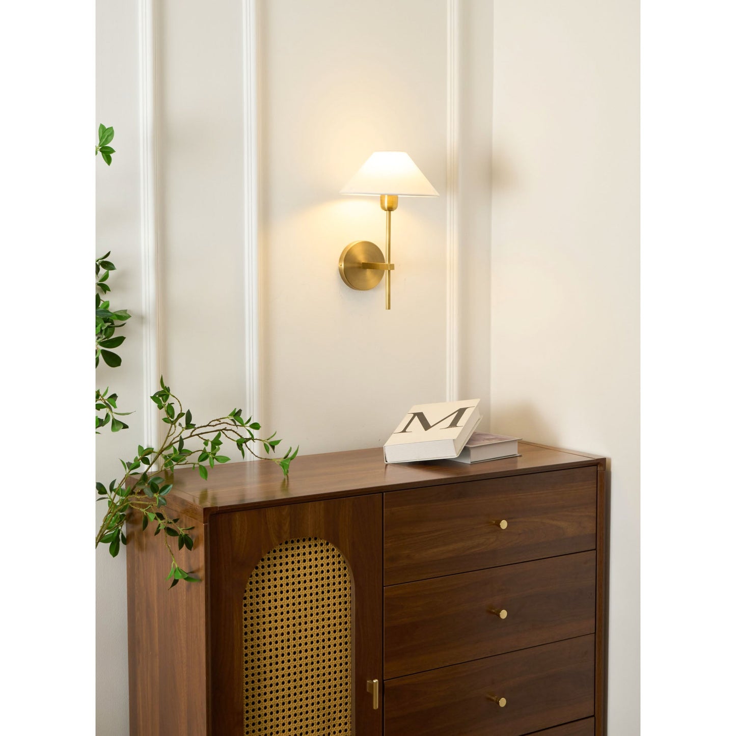 Hackney Sconce