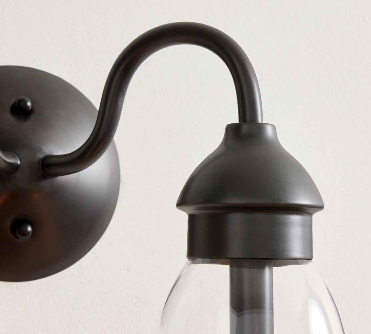 Halstead Wall Lamp