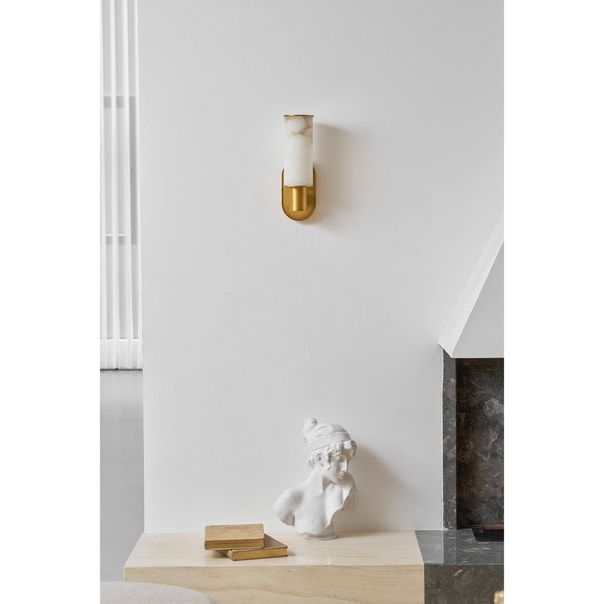 Harlin Vertical Alabaster Sconce
