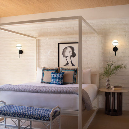 Hollis Wall Sconce