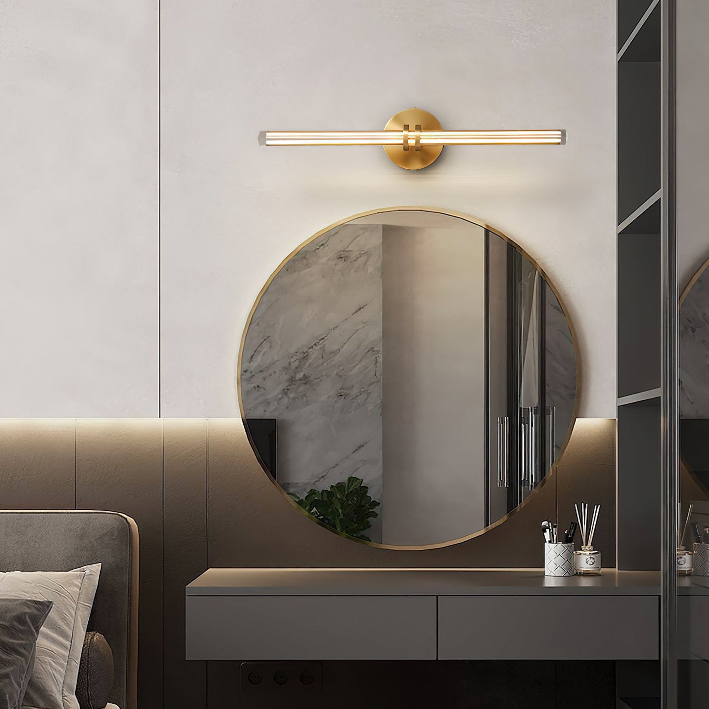 Horizon Wall Lamp