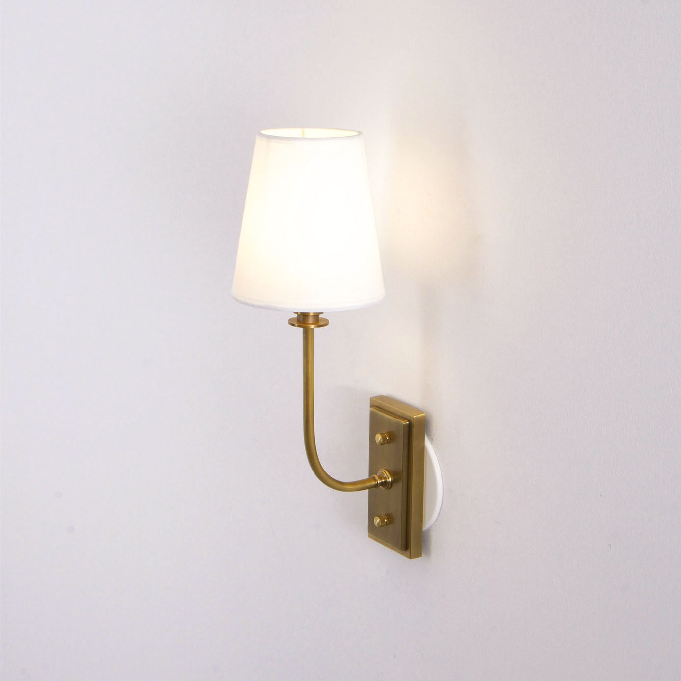 Hulton Wall Lamp