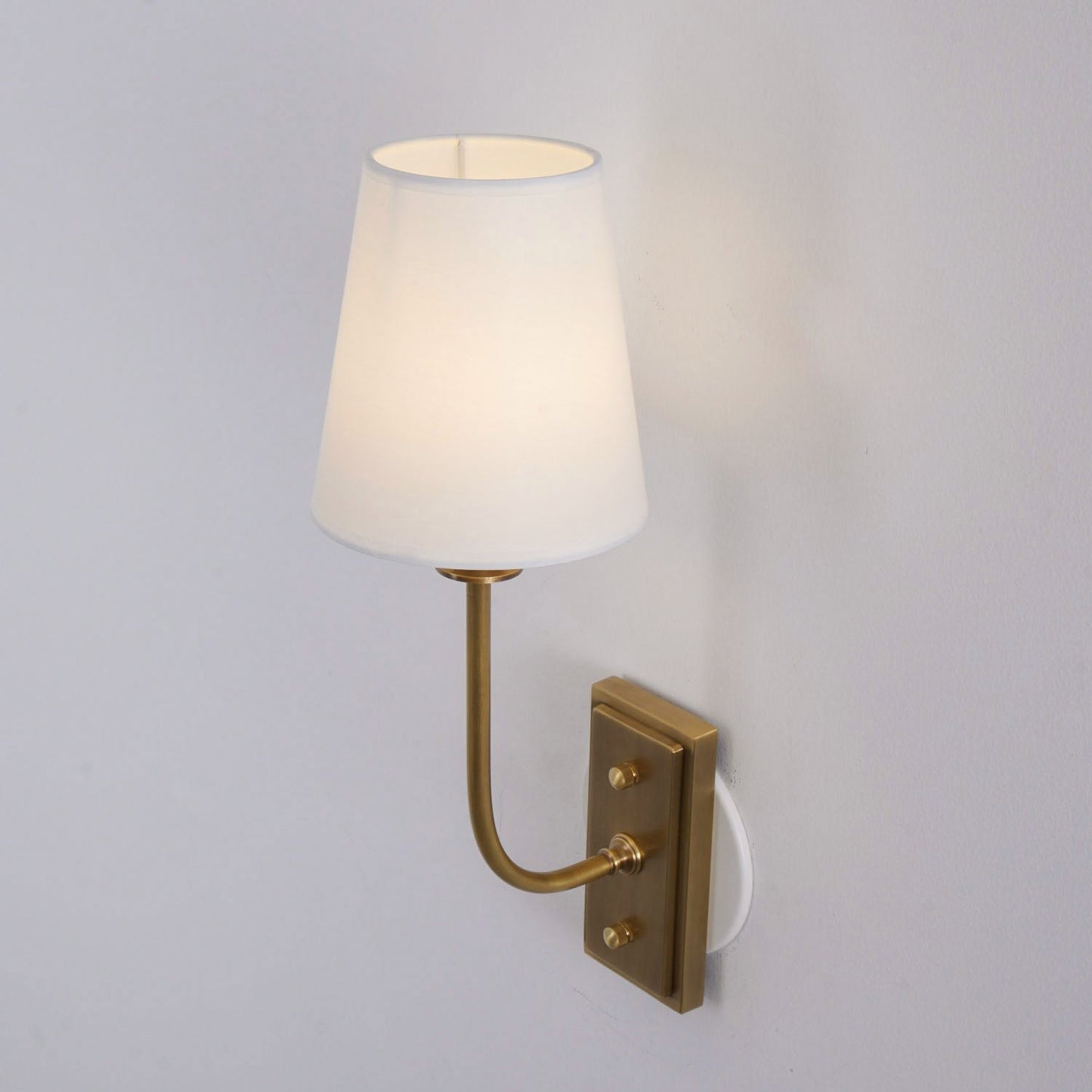 Hulton Wall Lamp