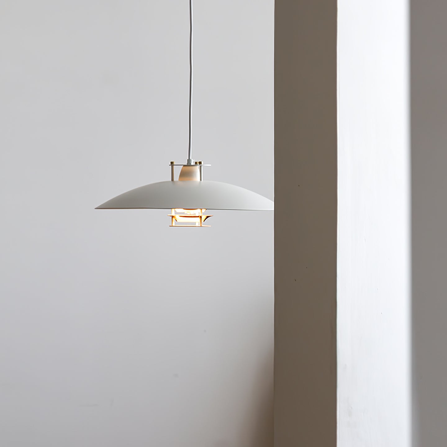 JL 341 Pendant Light