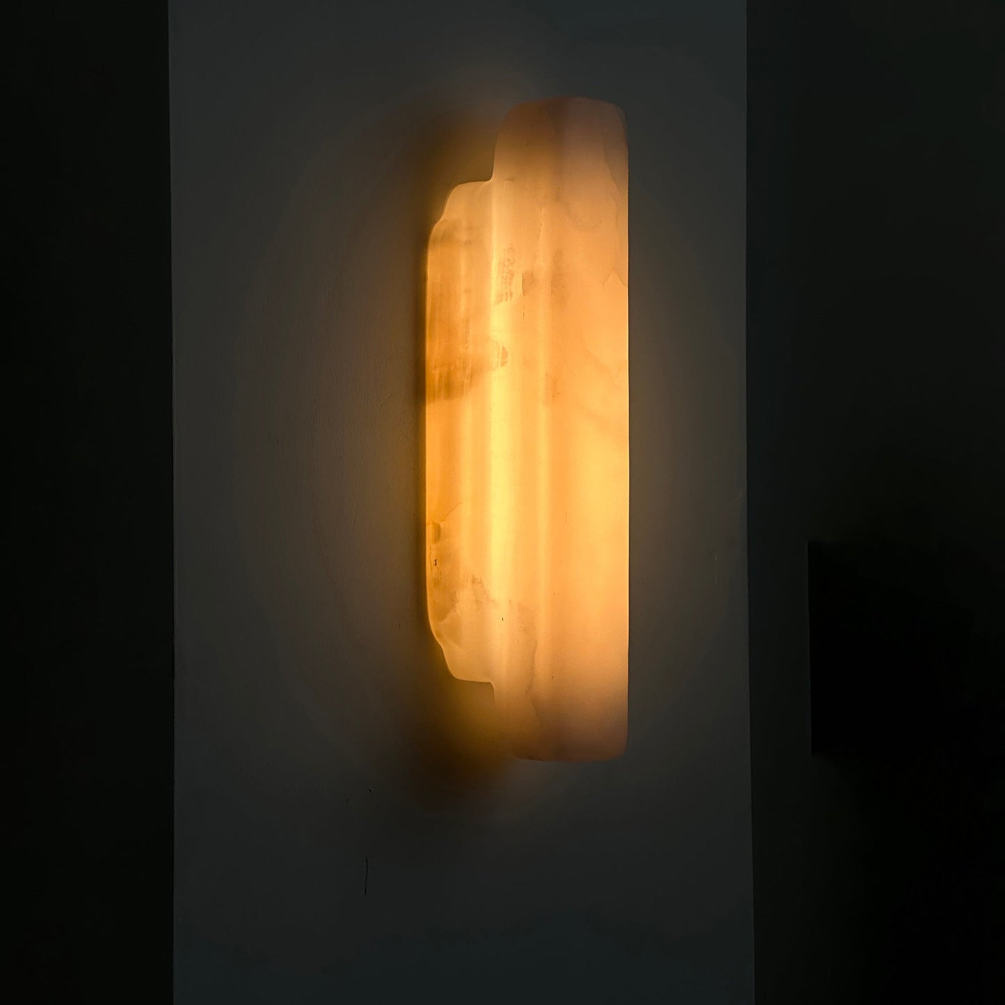 Jewel Onyx Wall Lamp